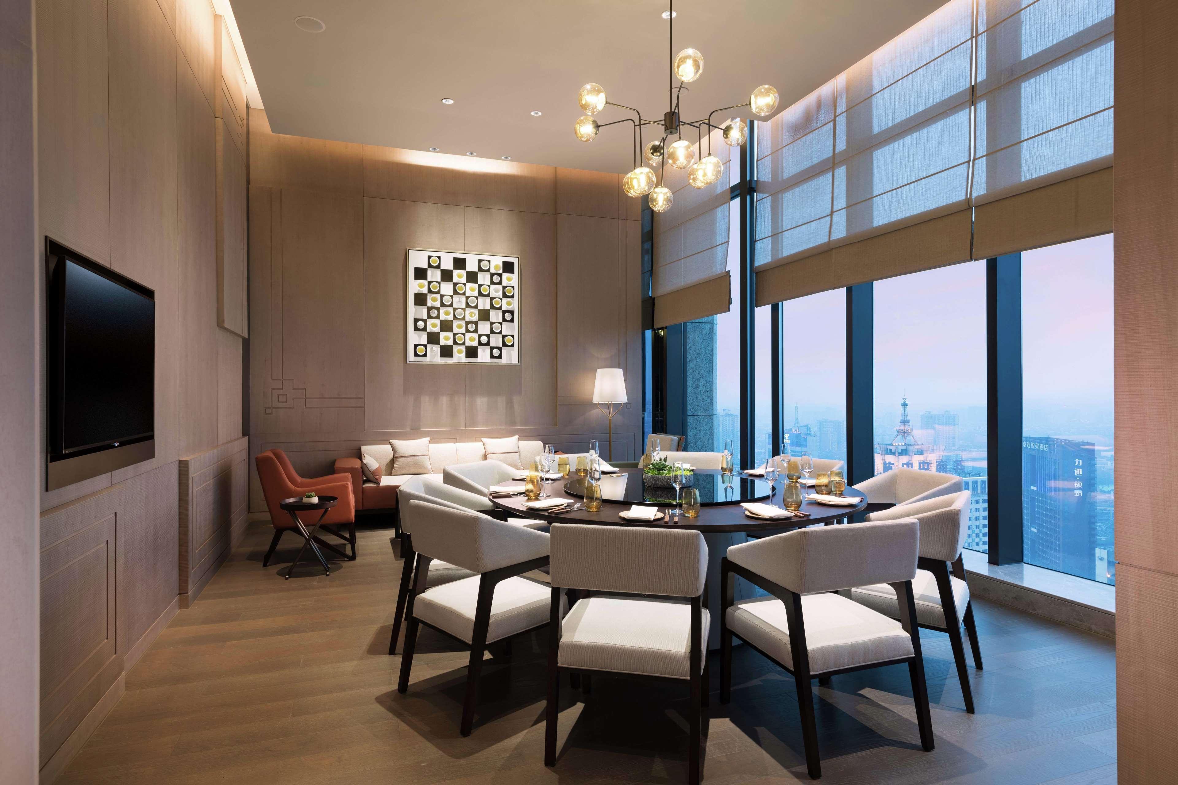 Canopy By Hilton Chengdu City Centre Экстерьер фото